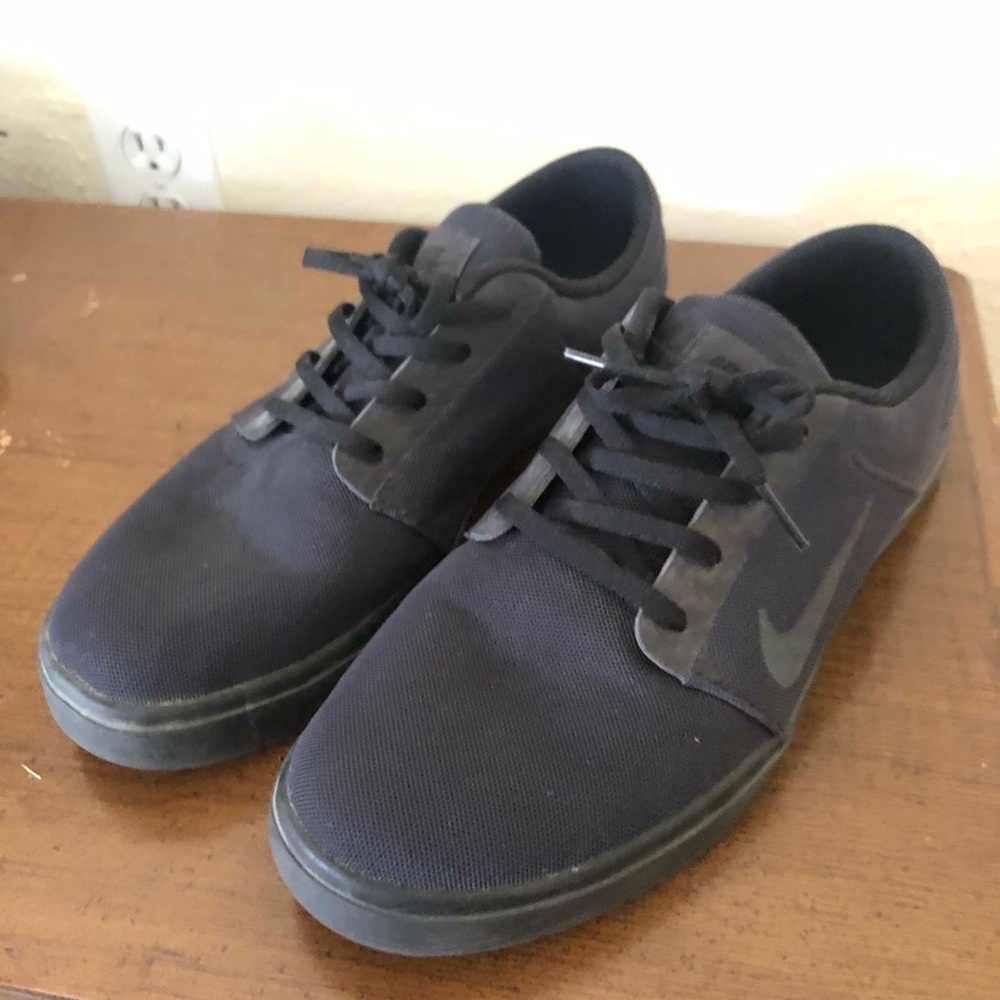 Nike SB Low Black
